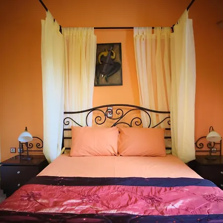 فيلة Vretti's House *