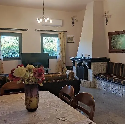 Vretti's House